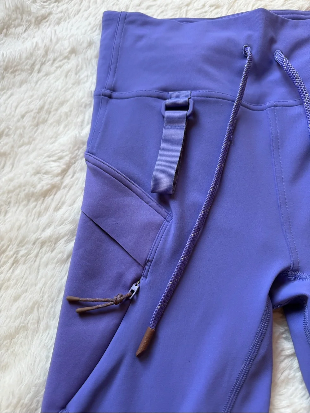 Lululemon Cargo Super-High-Rise Hiking Tight 25